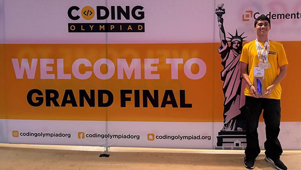 Enrique-Hernandez---Coding-Champion